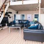 Vakantiehuis 10 person holiday home in Ebeltoft