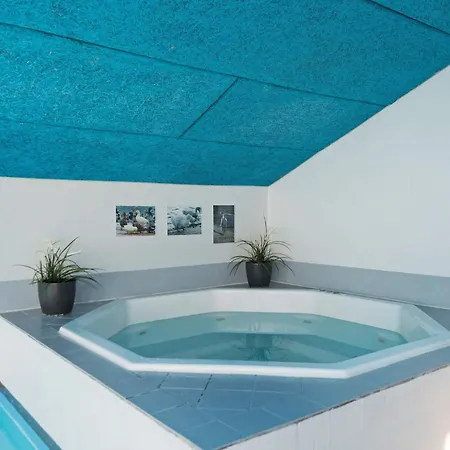 Vakantiehuis 10 person holiday home in Ebeltoft